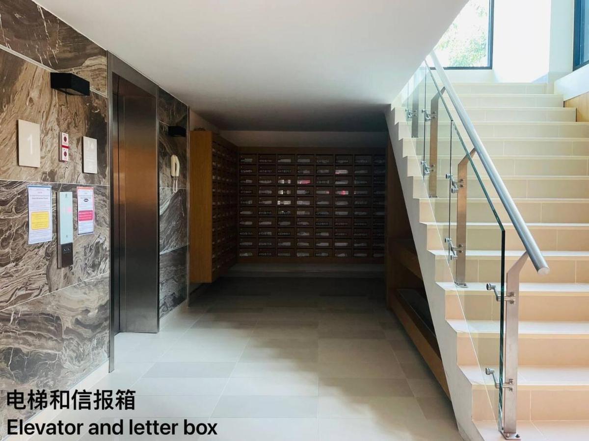 Apartment 清迈古城市中心高端温馨公寓两卫浴wifi泳池健身房山景城景房 *